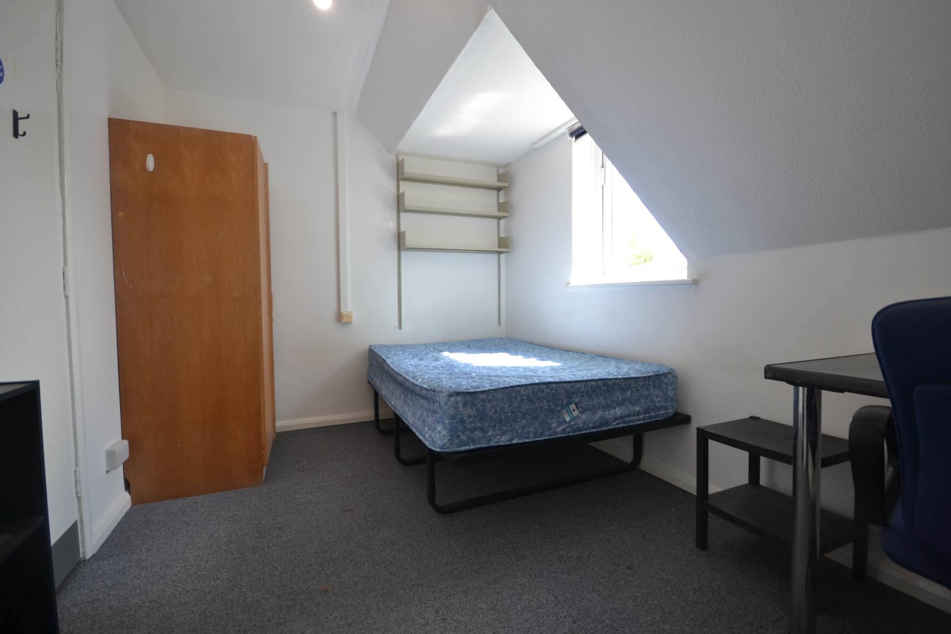 Allcroft Road, Reading, Image 1