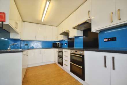 Allcroft Road, Reading