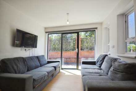 Allcroft Road, Reading, Image 4
