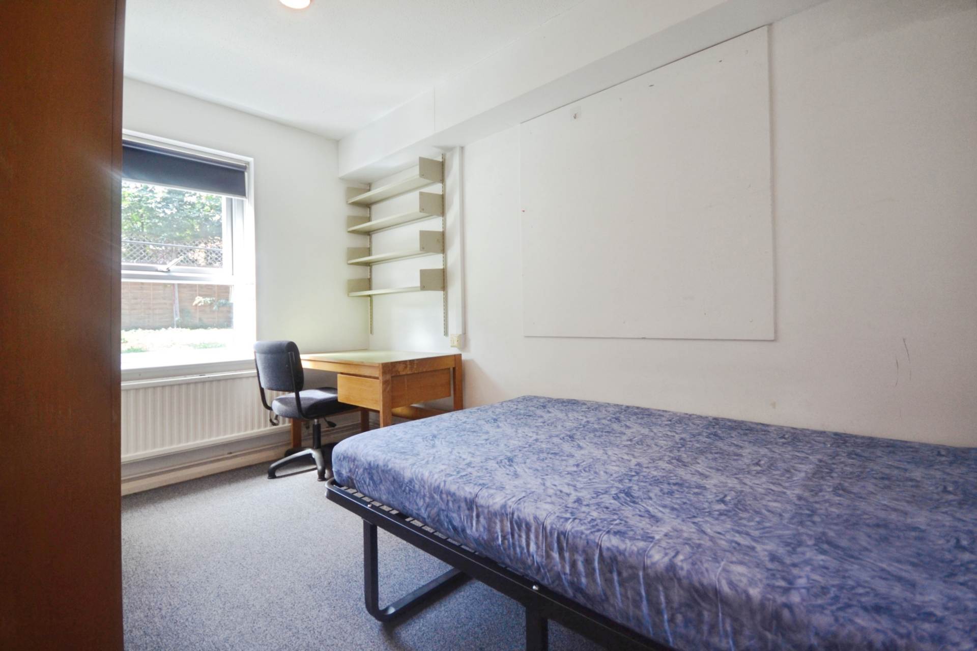 Allcroft Road, Reading, Image 4