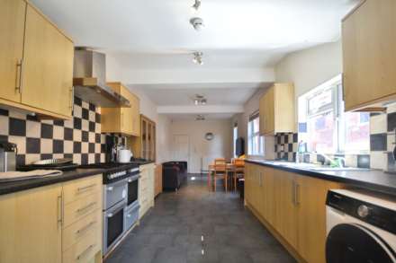 College Road, Reading, Image 2