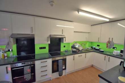 Property For Rent Allcroft Road, Reading