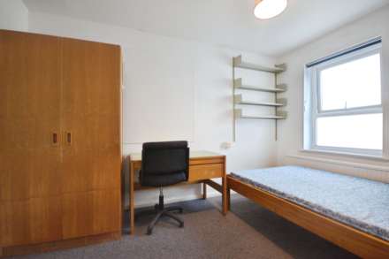 Allcroft Road, Reading, Image 2