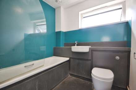 Allcroft Road, Reading, Image 4