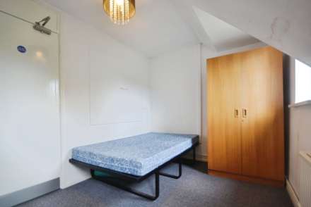 Allcroft Road, Reading, Image 3