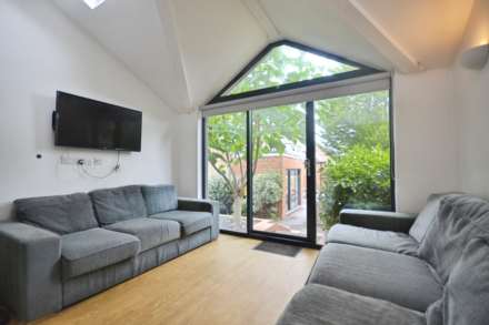 Allcroft Road, Reading, Image 5