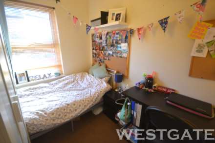 Foxhill Road, Reading, Image 4