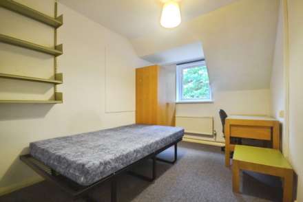 Allcroft Road, Reading, Image 2