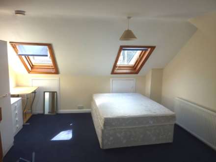 Grange Avenue, University Area, Image 5