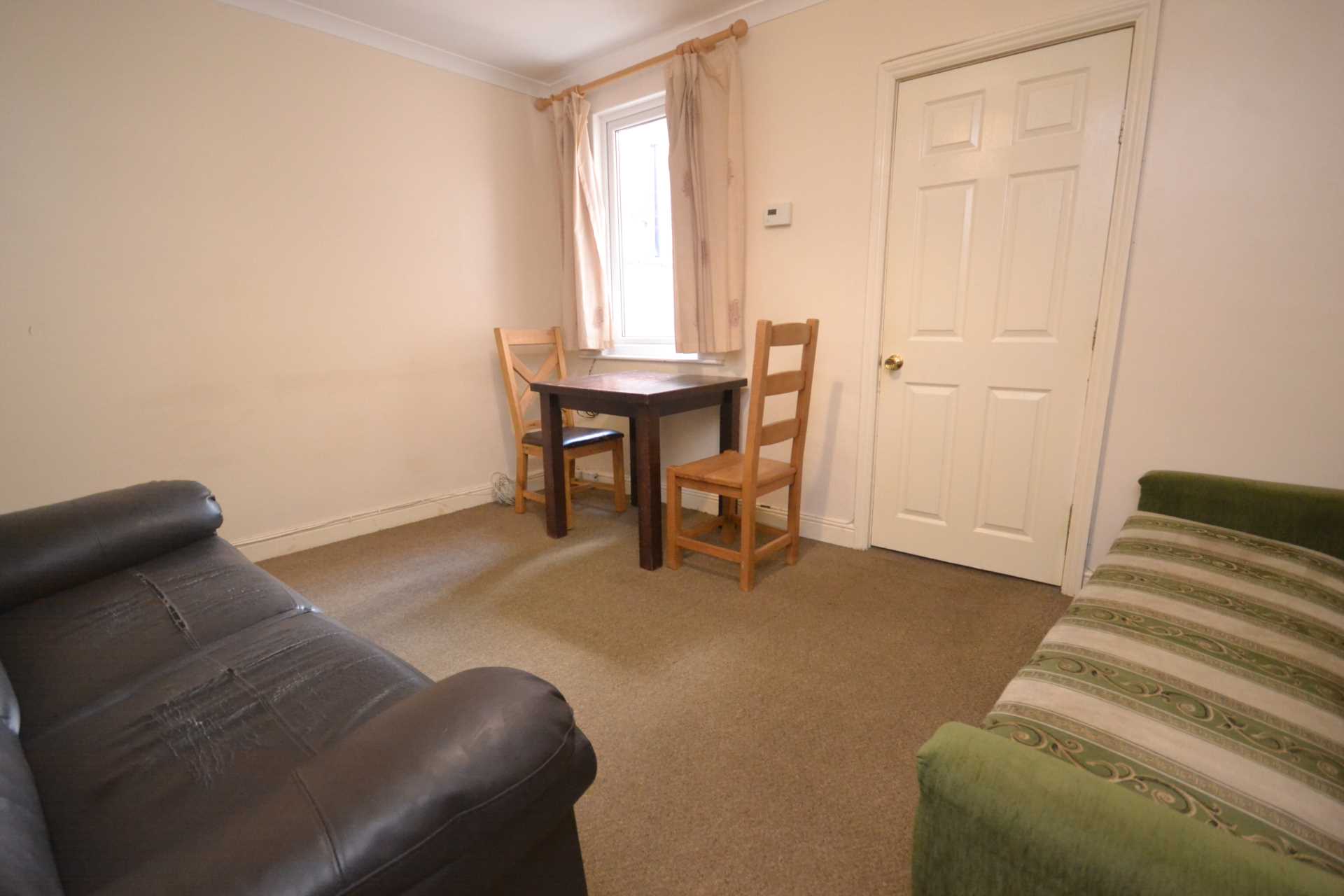 Clarendon Road, Reading, Image 3