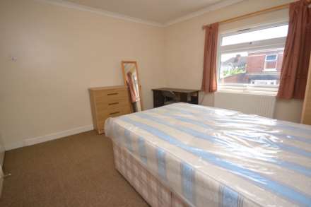 Clarendon Road, Reading, Image 5