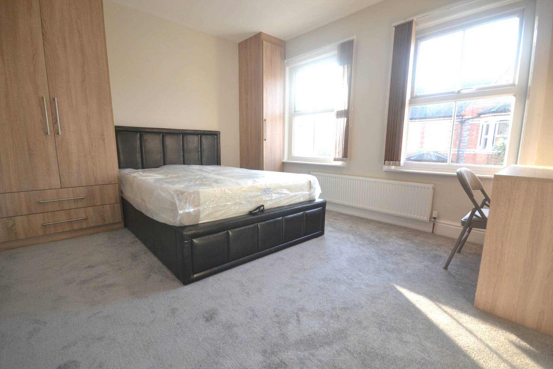 Grange Avenue, University Area, Image 2