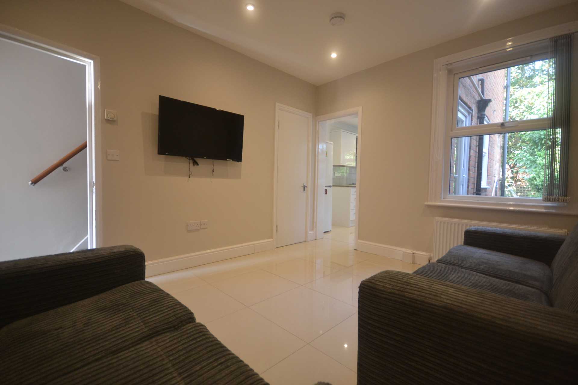 Grange Avenue, University Area, Image 6