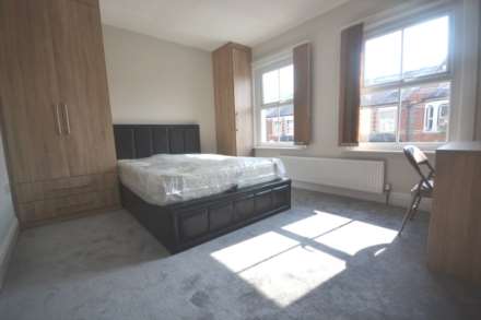 Grange Avenue, University Area, Image 10