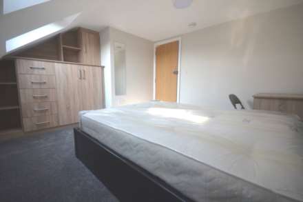 Grange Avenue, University Area, Image 7