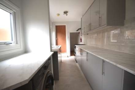 Blenheim Road, Reading, Image 2