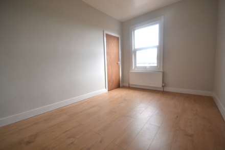 Blenheim Road, Reading, Image 8