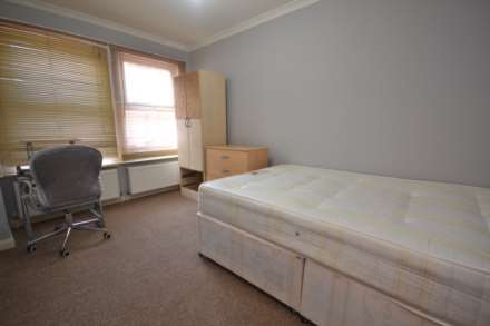 Pitcroft Avenue, University Area, Image 8