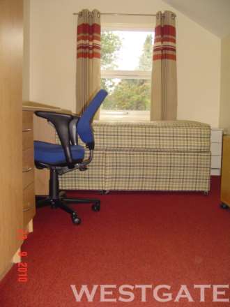 Donnington Road, Reading, Image 4