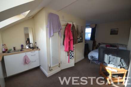 Upper Redlands Road, Reading, Image 10