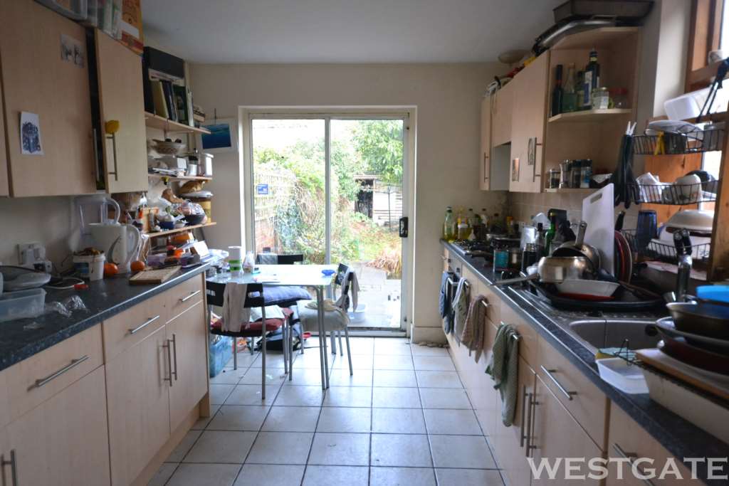 Wokingham Road, University Area, Image 1