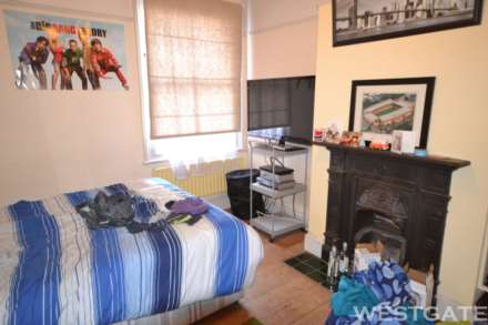 Wokingham Road, University Area, Image 2