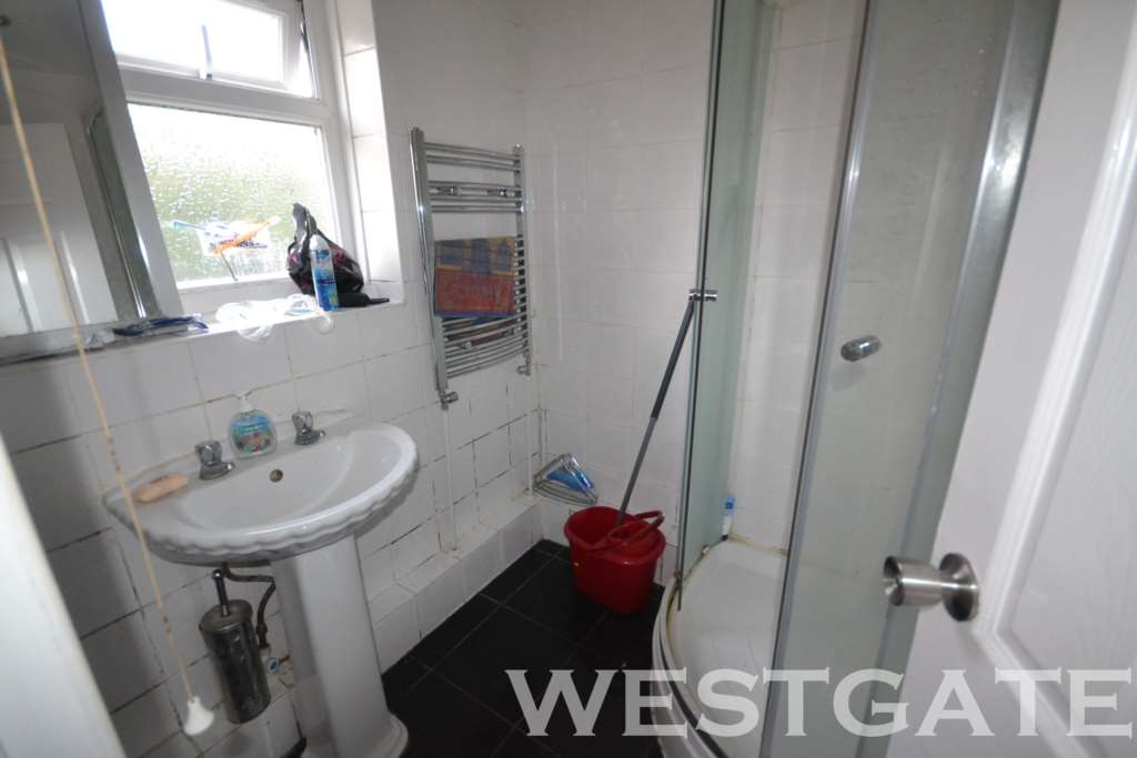 Highgrove Street, Reading, Image 4
