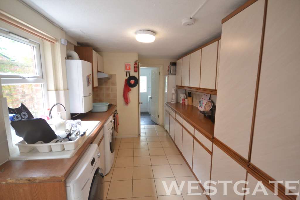 Donnington Road, Reading, Image 1