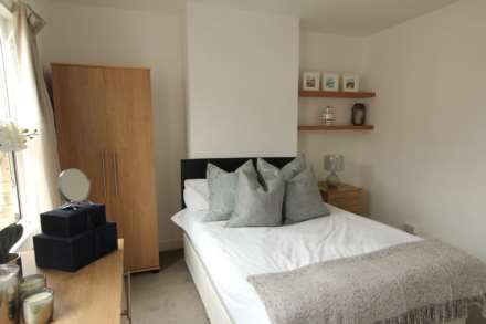 Grange Avenue, Uni Area, Image 5