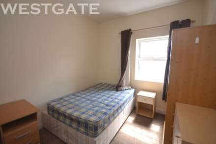 Addington Road, Uni Area, Image 3