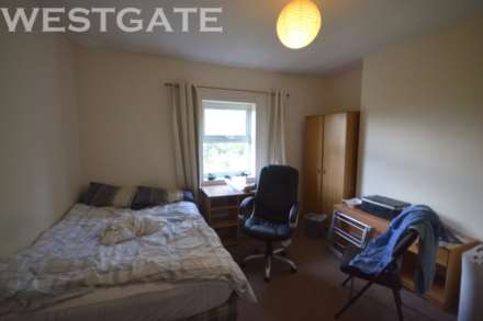 Addington Road, Uni Area, Image 5