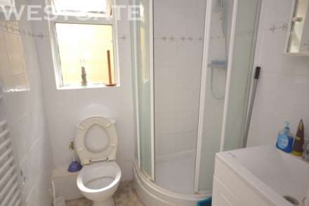Addington Road, Uni Area, Image 9