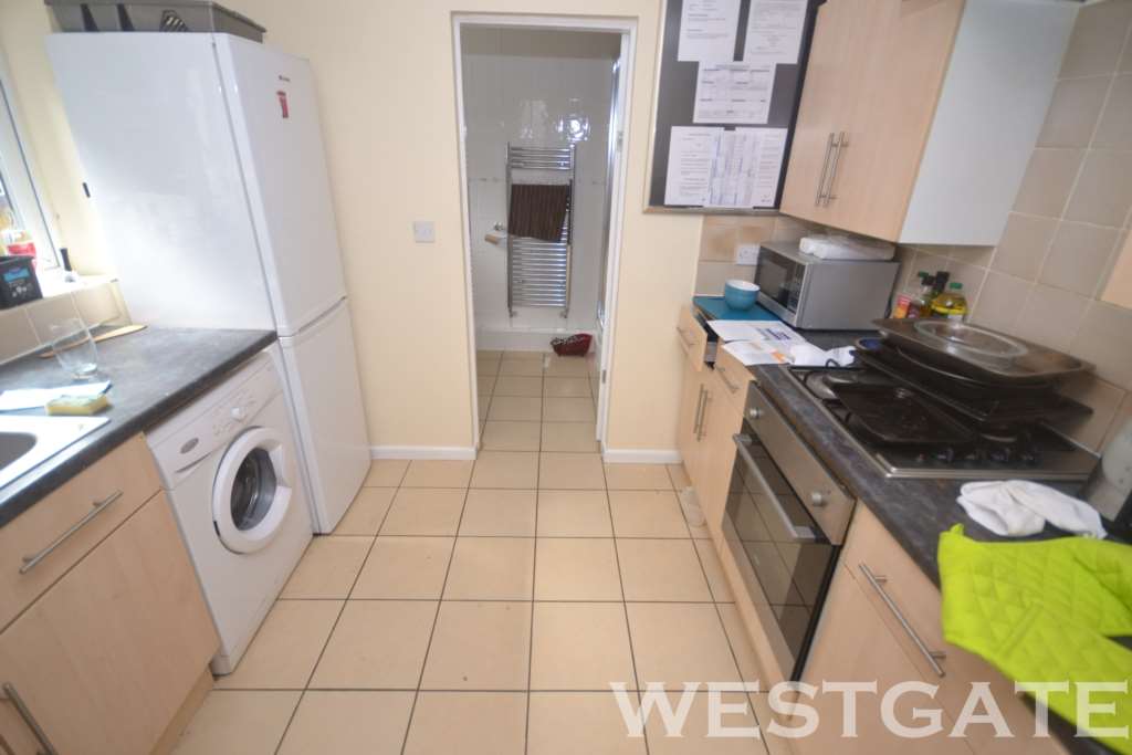 Blenheim Road, Reading, Image 1