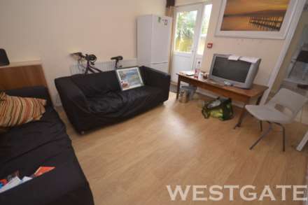 Blenheim Road, Reading, Image 2