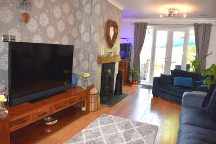 Down Green Road, Harwood, Image 2