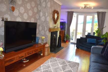 Down Green Road, Harwood, Image 4