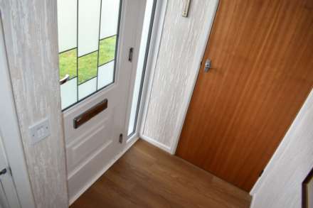 Shalfleet Close, Harwood, Image 3