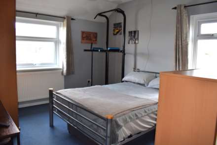 Crompton Avenue, Breightmet, Image 19