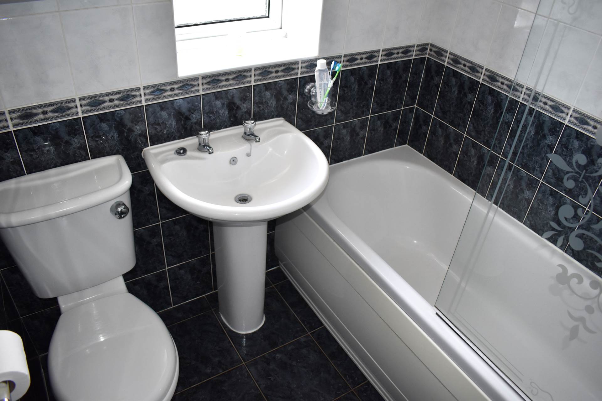 Scarthwood Close, Bradshaw, Image 17