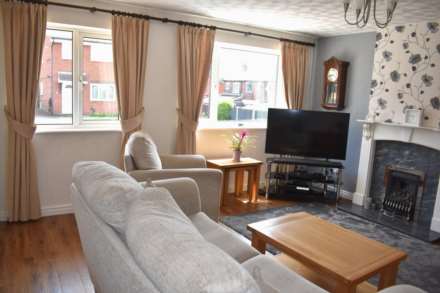 Scarthwood Close, Bradshaw, Image 2