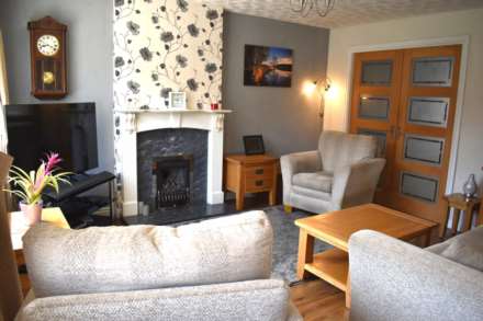 Scarthwood Close, Bradshaw, Image 6
