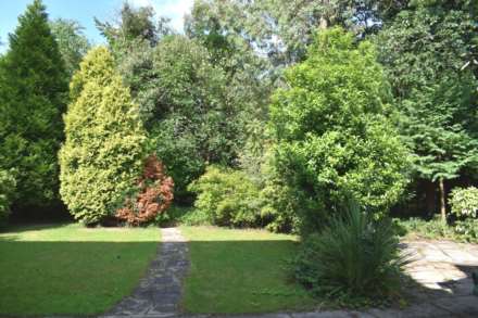Brookside Close, Bradshaw, Image 2