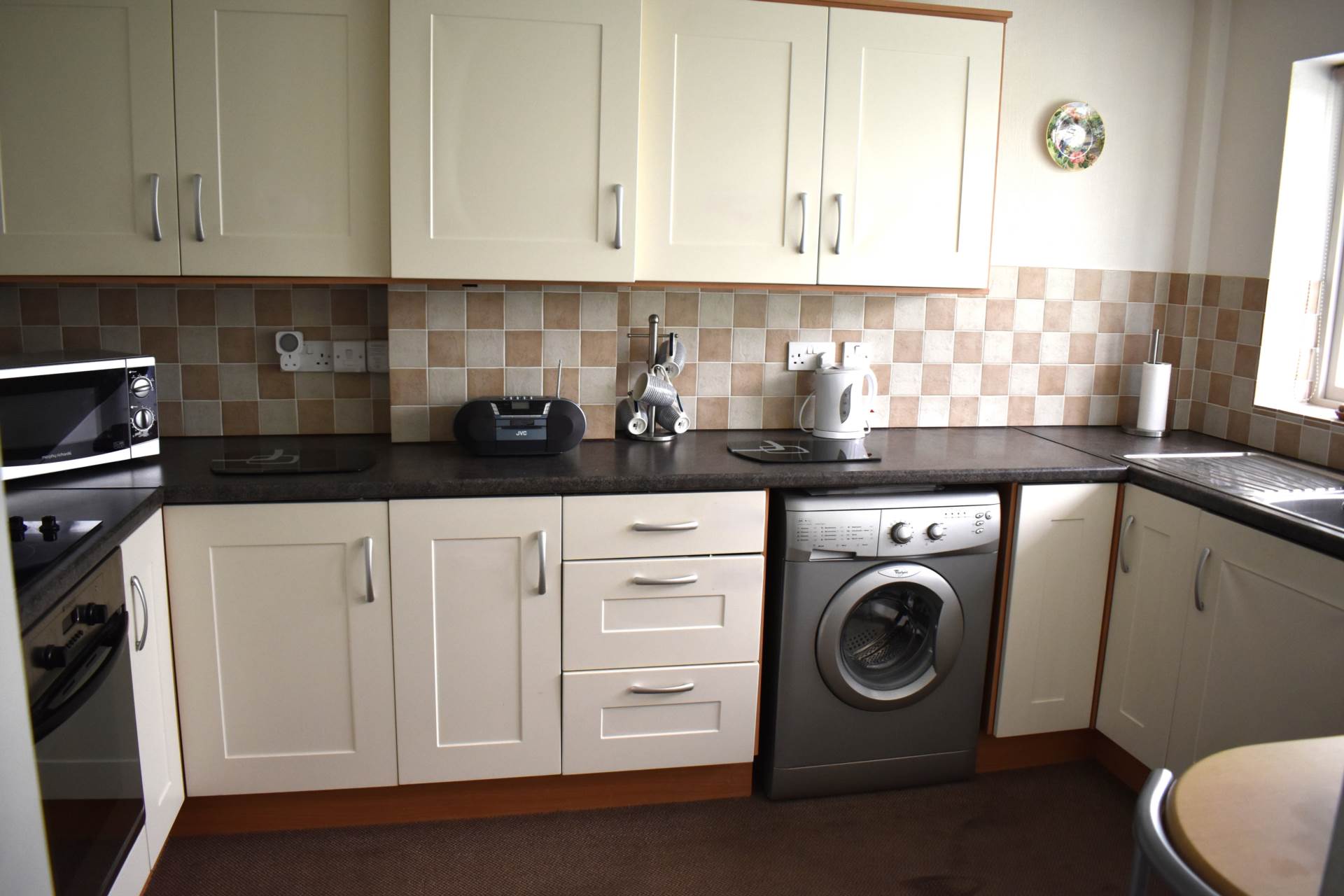 Shalfleet Close, Harwood, Image 8
