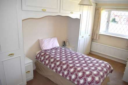 Shalfleet Close, Harwood, Image 11