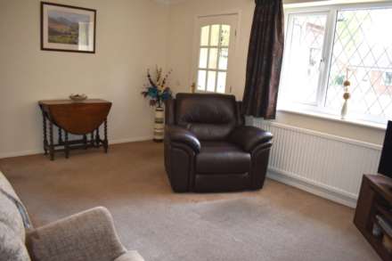 Shalfleet Close, Harwood, Image 5