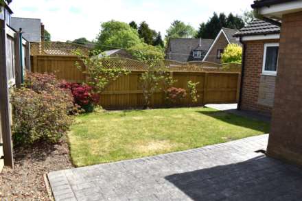 Ruins Lane, Harwood, Image 2