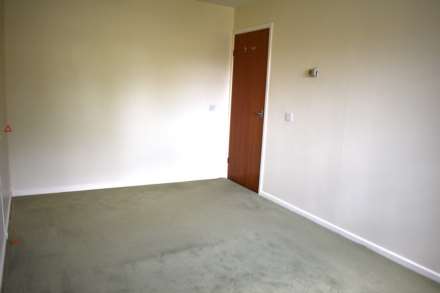 Shalfleet Close, Harwood, Image 9