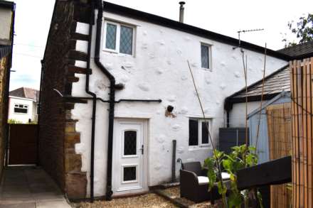 Brookfold Lane, Harwood, Image 24