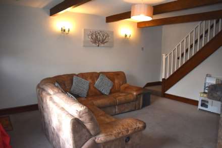 Brookfold Lane, Harwood, Image 6