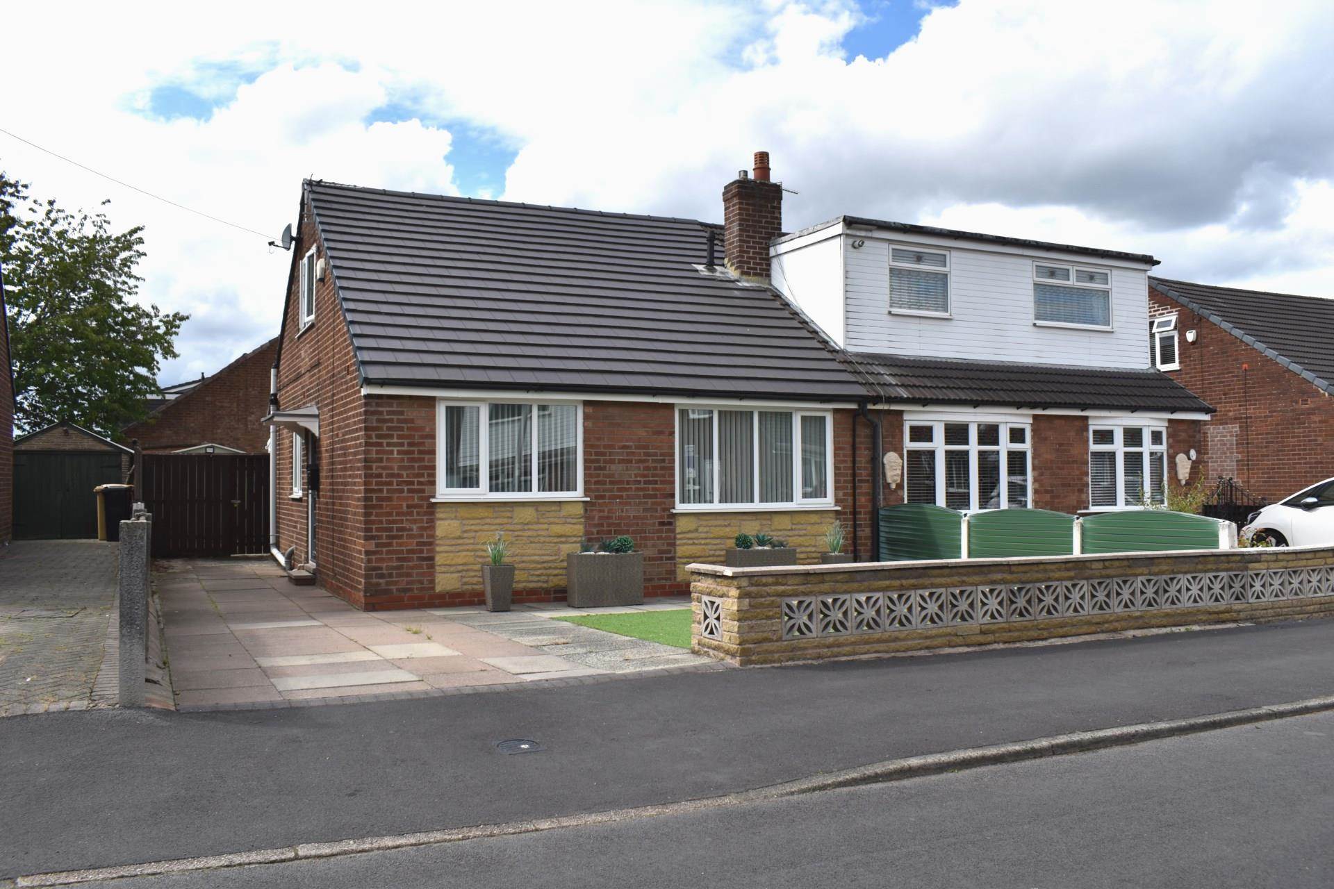 Dormer Bungalow - York Avenue, Little Lever, Image 1